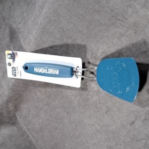 Disney Star Wars The Mandalorian Grogu Blue Turner / Flipper NEW